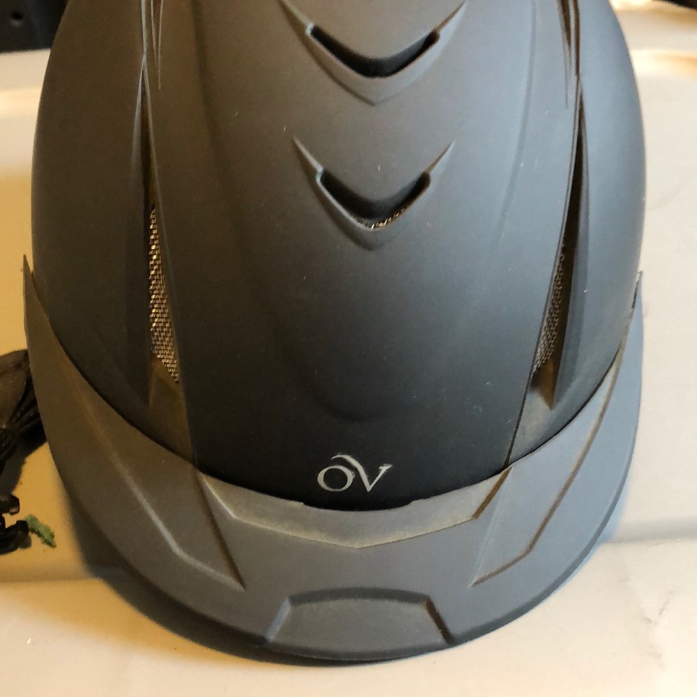 Riding helmet